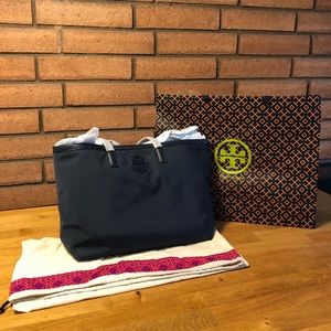 NWT Tory Burch tote!